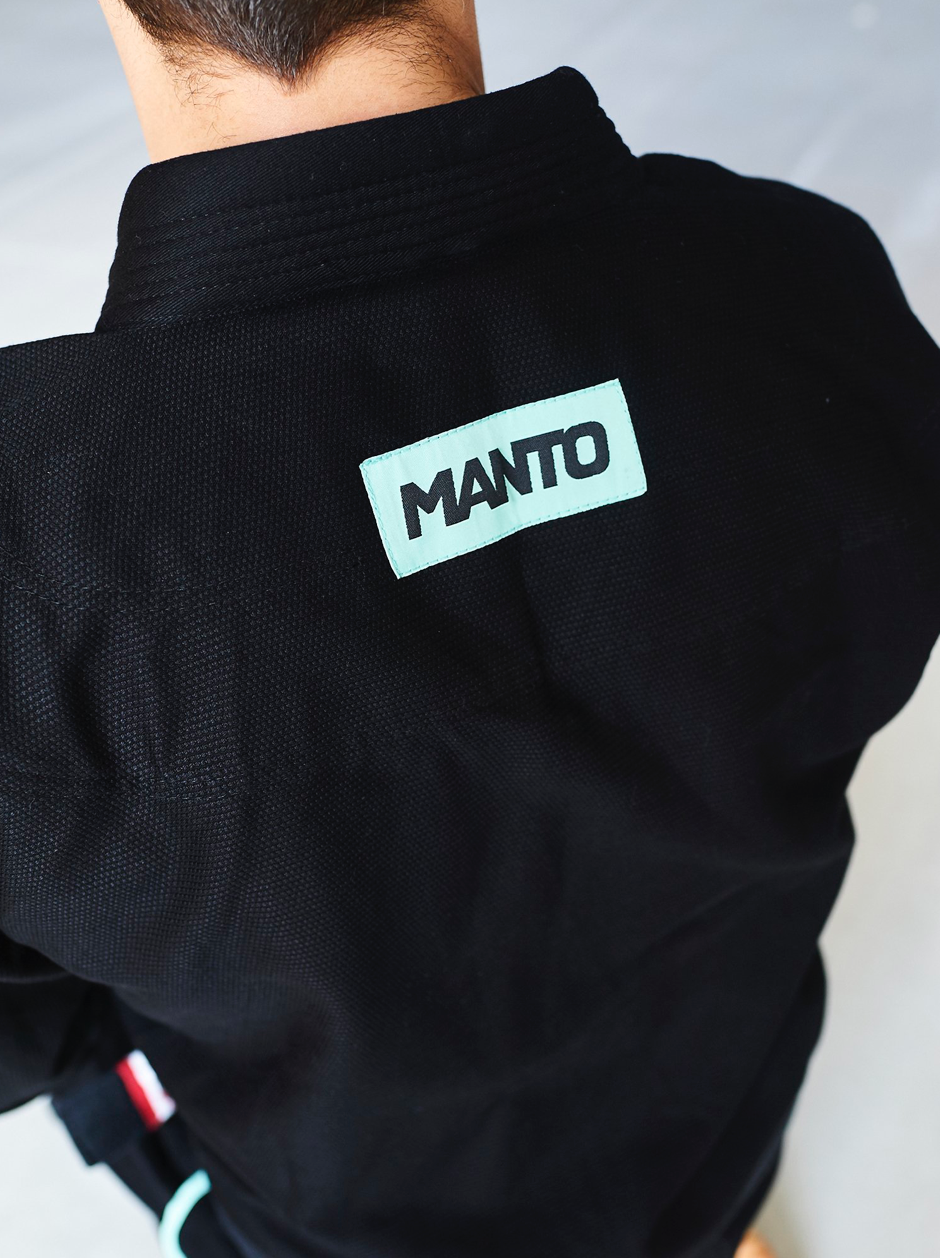 MANTO RISE BJJ Gi schwarz